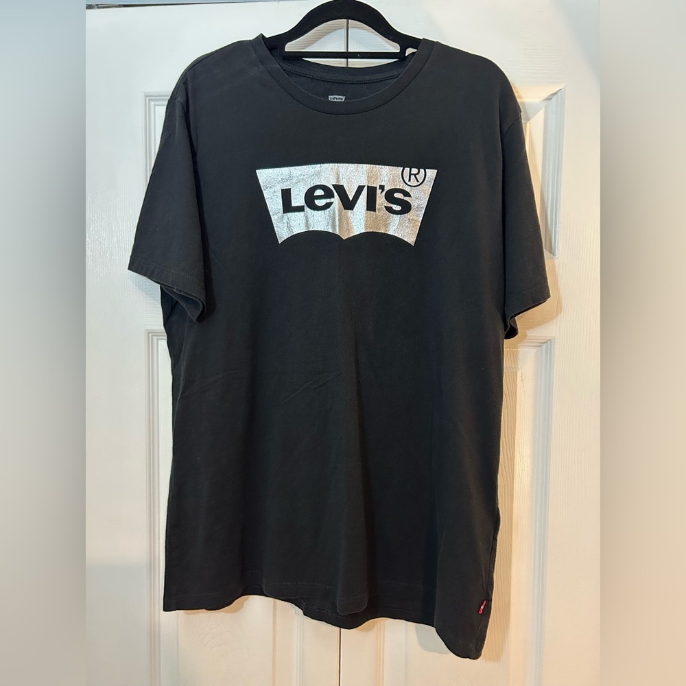Levi’s Men’s Black Logo T-Shirt Size Large Classic Batwing Tee